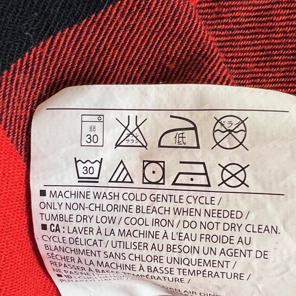 Old Navy Womens Flannel Shirt XL Red Black Buffalo Plaid Button Front Cotton - Picture 6 of 6